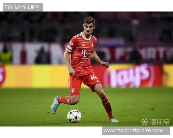 拜仁后卫斯塔尼西奇走进慕尼黑儿童医院送温暖与祝福给小朋友们 拜仁后卫斯塔尼西奇走进慕尼黑儿童医院送温暖与祝福给小朋友们