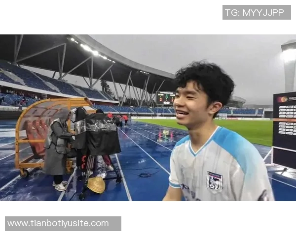 吕焯毅单场8次抢断创大连英博球员中超新纪录展现卓越防守能力